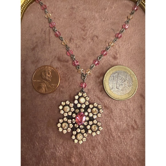 Liz Palacios Swarovski Crystal Flower Pendant Necklace - Pink/Champagne Vintge - Picture 6 of 6